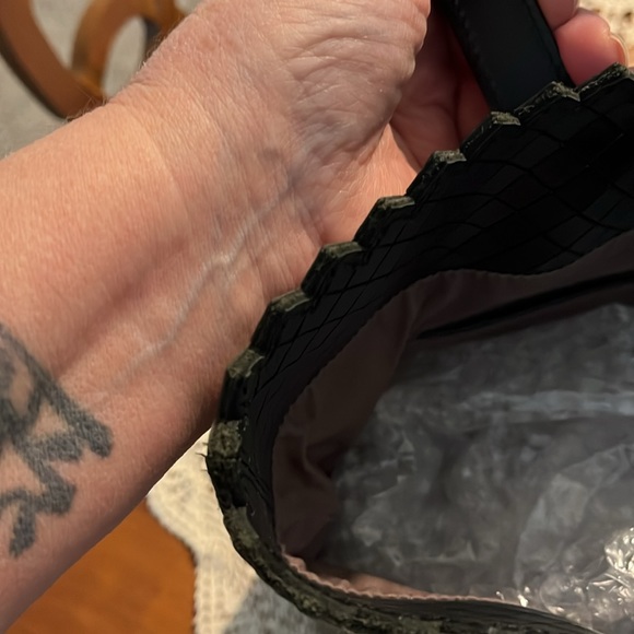 🔥HOST PICK🔥 Bottega Veneta tote - Picture 9 of 11